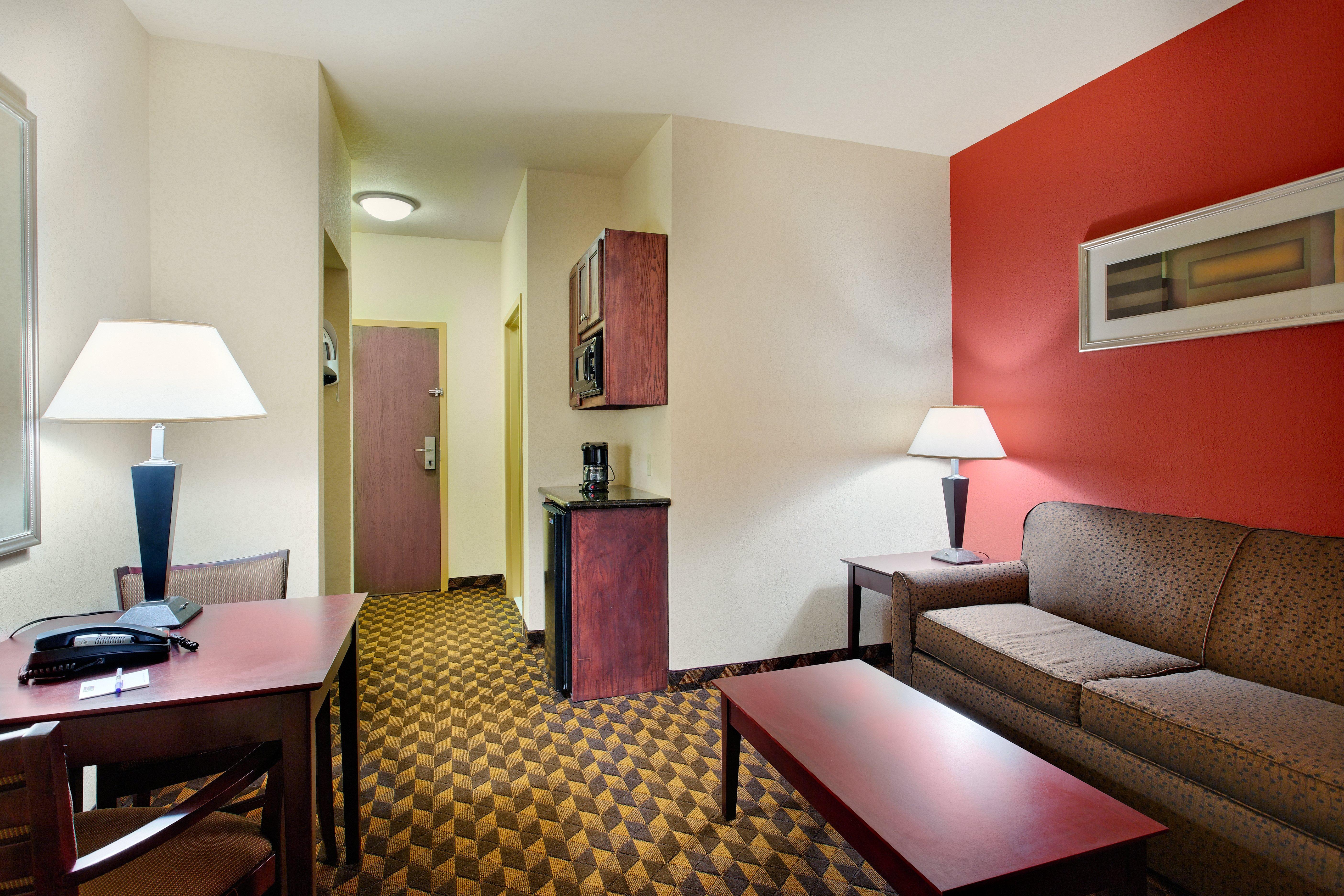 Holiday Inn Express & Suites Malvern By Ihg Eksteriør billede